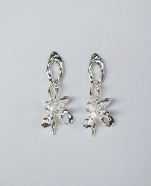 CHUNKY LILIES // boucles d'oreilles en argent - ORA-C jewelry - bijoux faits à la main par Caroline Pham, designer indépendante basée à Montréal