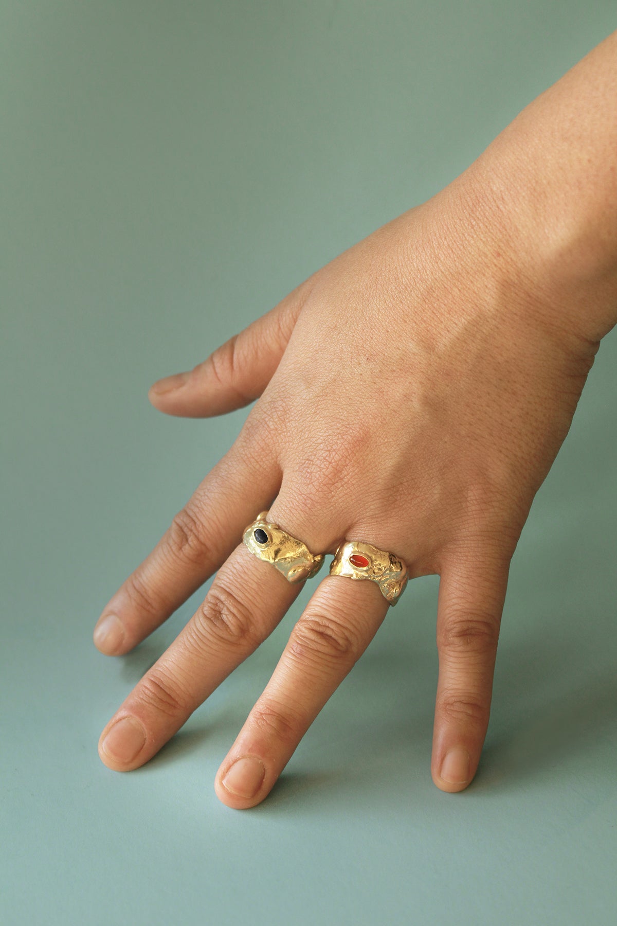 NEBULA // bague en or - ORA-C jewelry - bijoux faits à la main par Caroline Pham, designer indépendante basée à Montréal