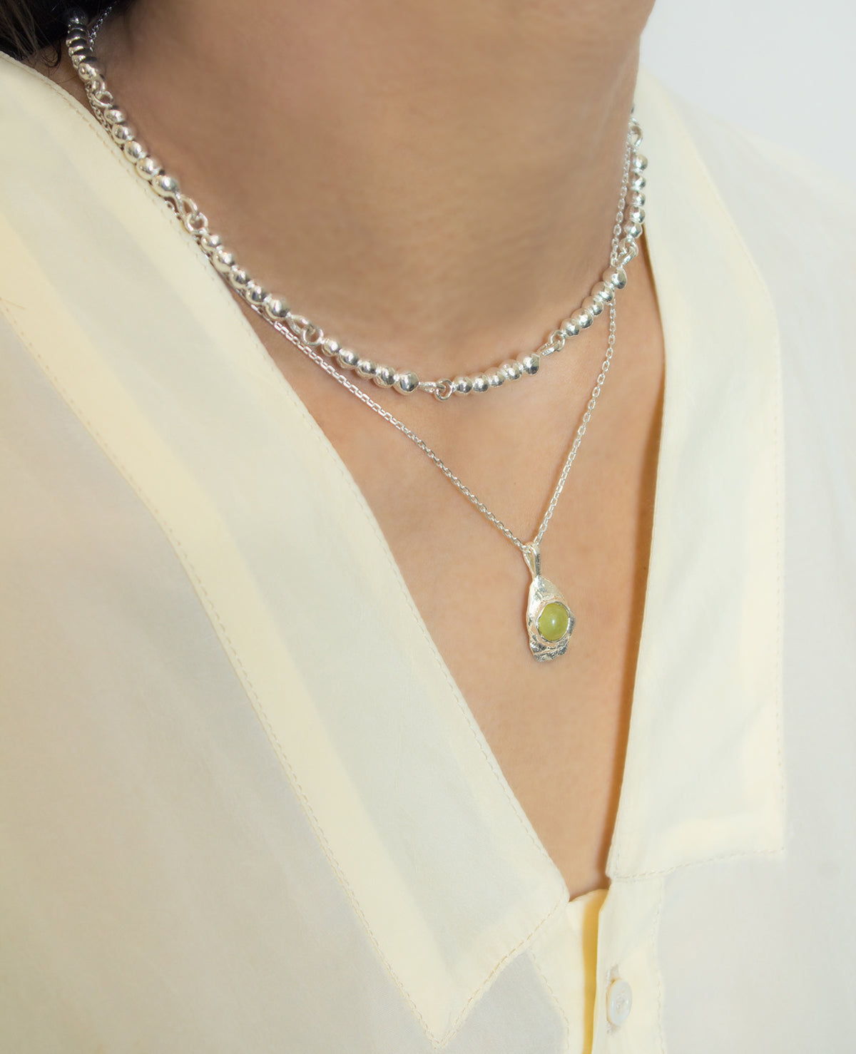 ELVIRE // argent - bijoux ORA-C - bijoux faits main par la designer indépendante Caroline Pham, basée à Montréal.