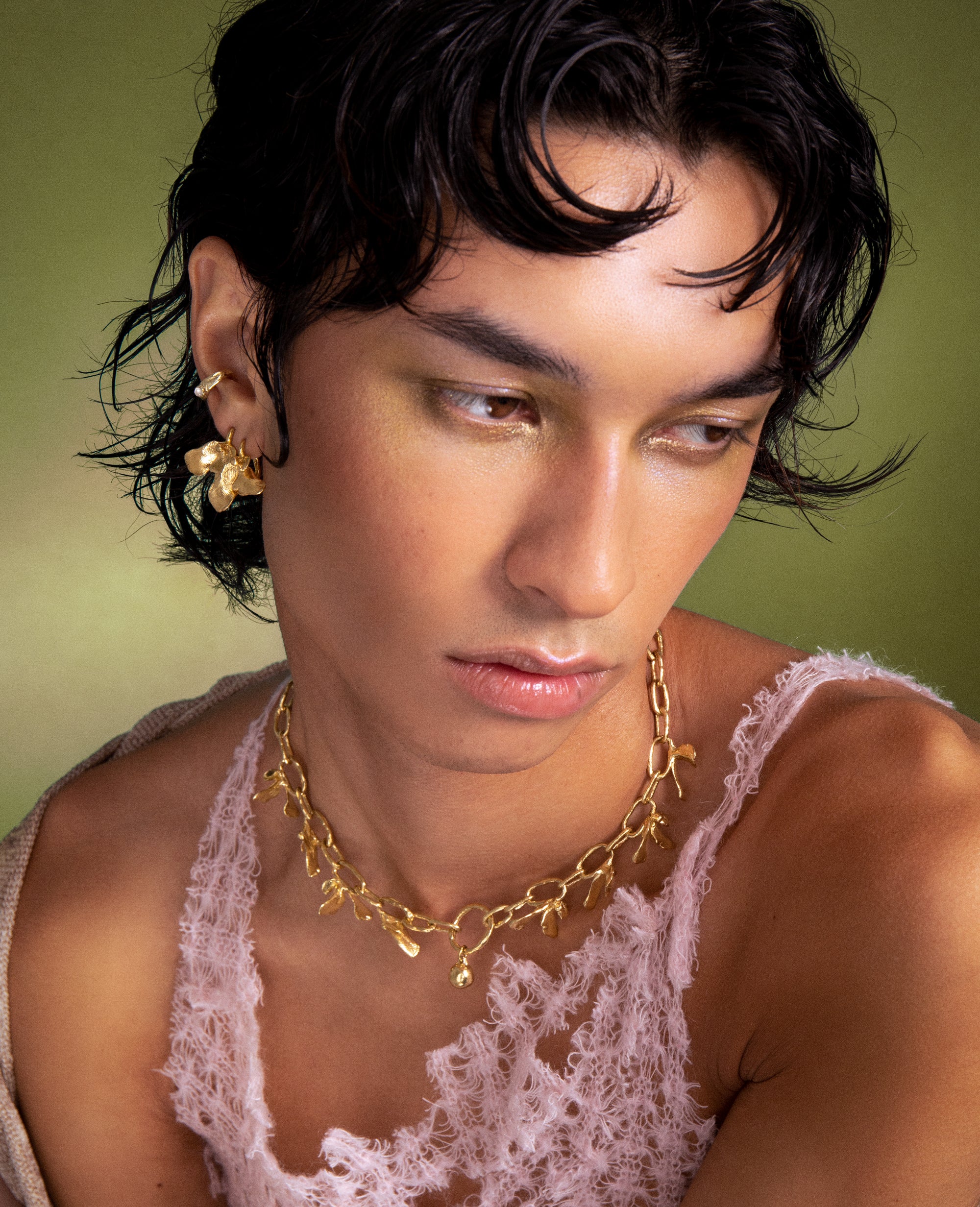 COLLIER FLORALIS // collier doré - ORA-C jewelry - bijoux faits à la main par Caroline Pham, designer indépendante basée à Montréal