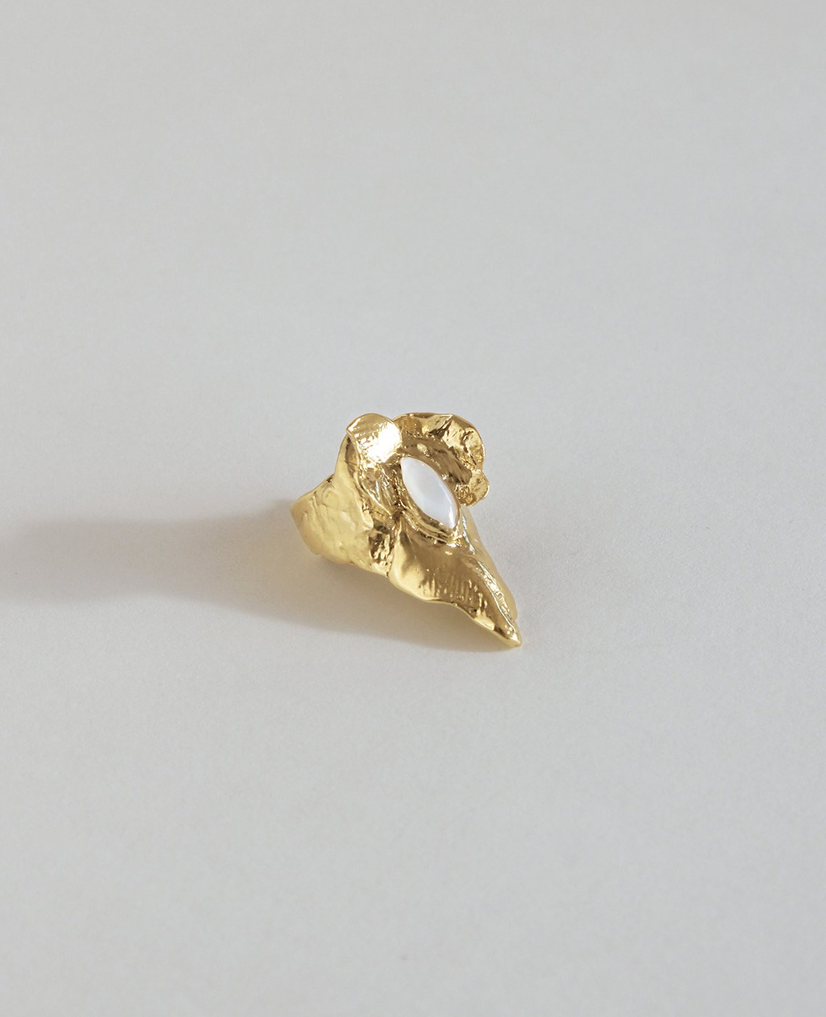 ORCHIS CLAW // argent bague pour ongles - ORA-C jewelry - bijoux artisanaux de la designer indépendante montréalaise Caroline Pham