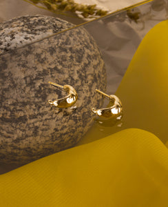 PAM // or massif - bijoux ORA-C - bijoux faits main par la designer indépendante Caroline Pham, basée à Montréal.