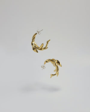 ALGAE TWIST // boucles d'oreilles en or - ORA-C jewelry - bijoux faits à la main par Caroline Pham, designer indépendante basée à Montréal